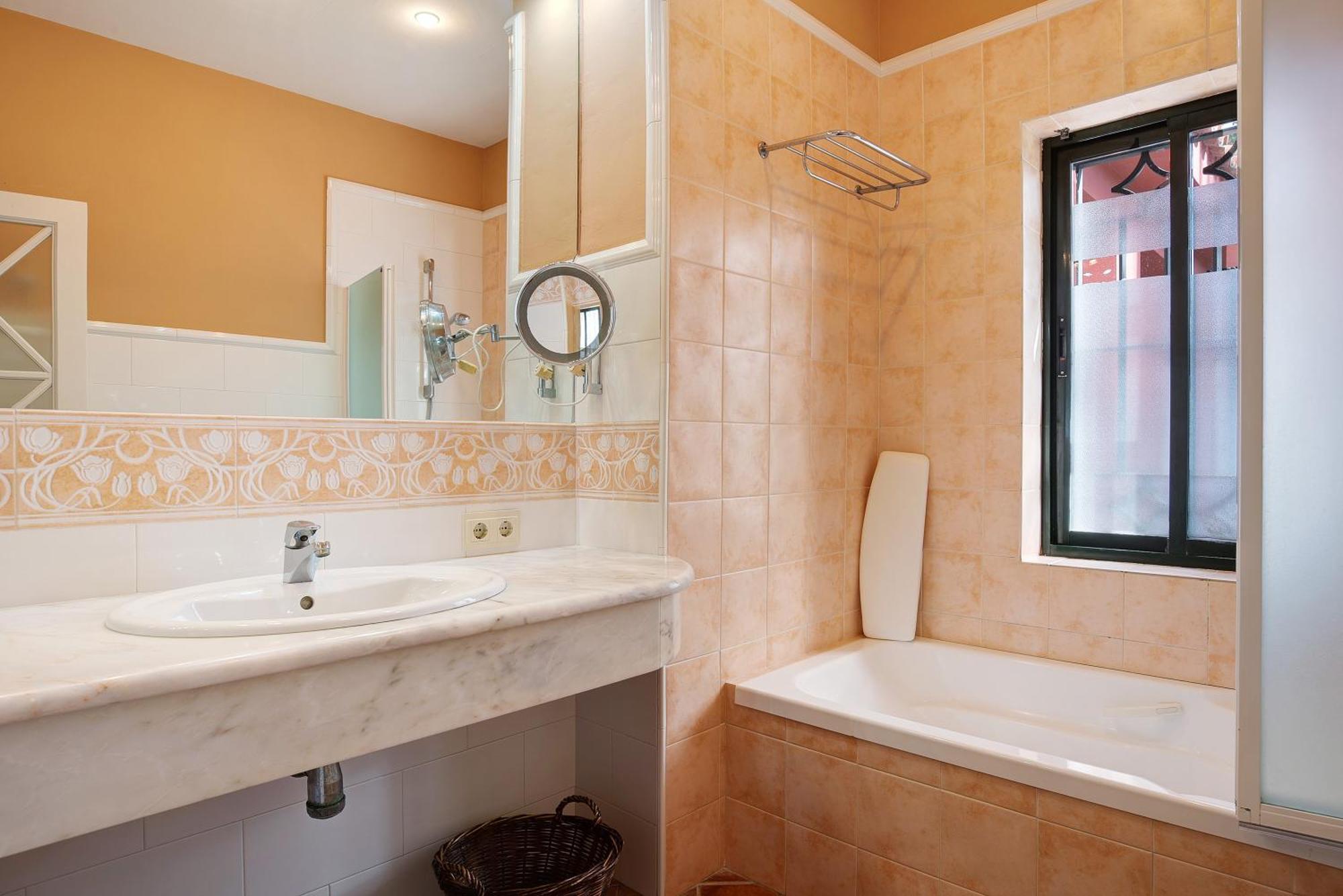 קוניל דה לה פרונטרה Villa Sevilla מראה חיצוני תמונה